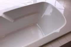 White Soaker Tub Refinish - After