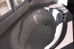 White Soaker Tub Refinish