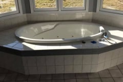 Round Jacuzzi Refinish