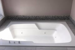 Jacuzzi Bathroom Refinished - After