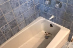 Bathtub Refinishing - Before