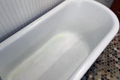 St Charles IL Clawfoot Tub Refinish - Before 3