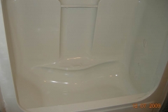 Fiberglass Bathtub Surround Refinishing St Charles IL - After