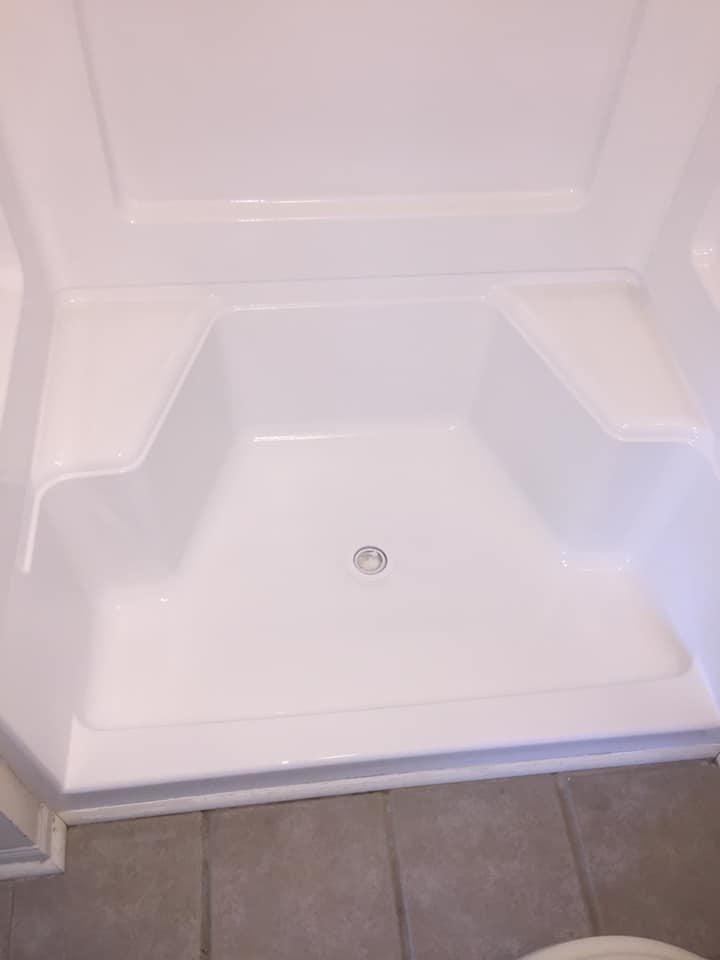 Fiberglass Bathtub Shower Repair Experts In St Charles Il