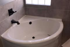 Fiberglass White Tub Refinished