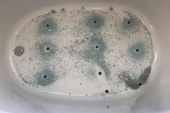 St Charles Fiberglass Tub Refinish - Before