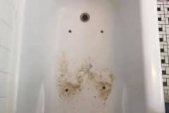 St Charles Fiberglass Bath Refinish -Before