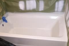 St Charles Fiberglass Tub Repair - After 4