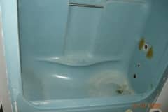 Fiberglass Bathtub Surround Repairs - Before