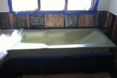 Large Tub Restoration Naperville IL - Before