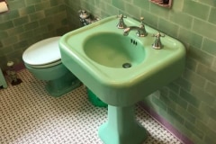 Green Bathroom Sink Refinishing - After