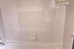 White Bath Tile Refinishing